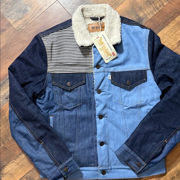 Levi's x Opening Ceremony Denim Jacket NWT, Size Medium - Picture 6 of 9